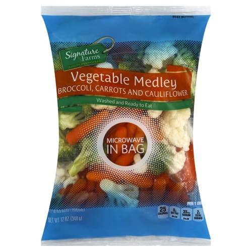 Order Signature Farms · Vegetable Medley (12 oz) food online from Carrs Express store, Wasilla on bringmethat.com