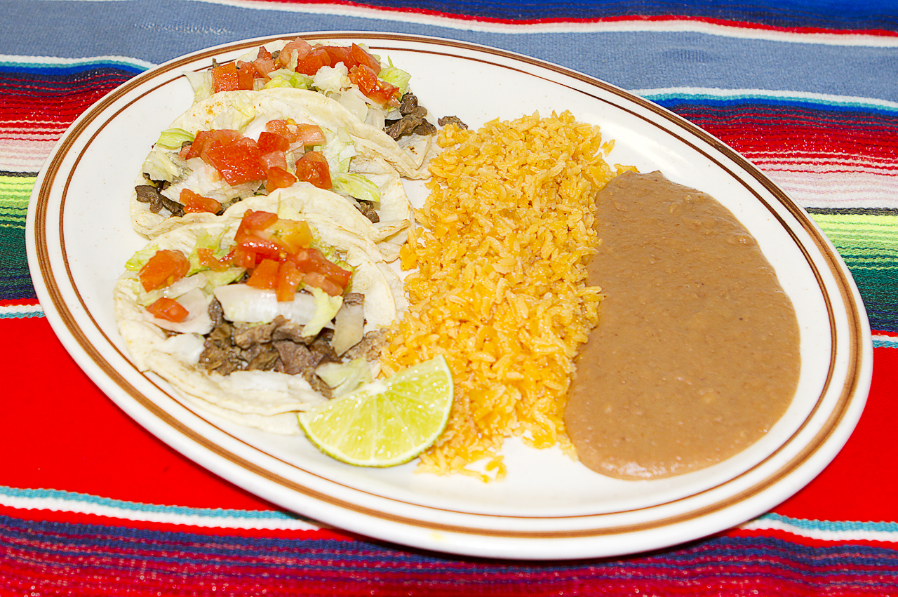 Order Taco dinner food online from La Choza Mexican Grill store, Chicago on bringmethat.com