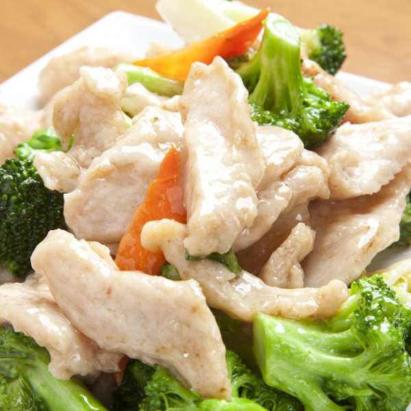 Order 22. Chicken with Broccoli food online from Big Chopsticks store, Costa Mesa on bringmethat.com