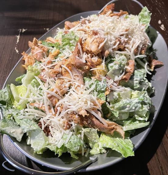 Order BBQ Chicken Caesar Salad food online from Memphis Minnies store, San Francisco on bringmethat.com