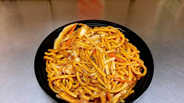 Order Chicken Lo Mein 鸡捞面 food online from China Dragon store, Anoka on bringmethat.com