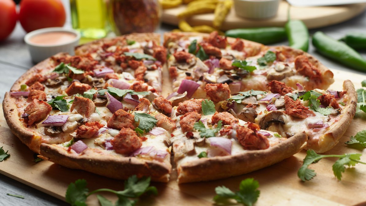 Order Halal Tandoori Pizzatwist food online from Pizza Twist store, Fairfield on bringmethat.com