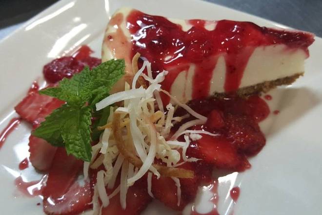 Order Strawberry Cheese Cake food online from Kindee Thai Restaurant store, Vancouver on bringmethat.com