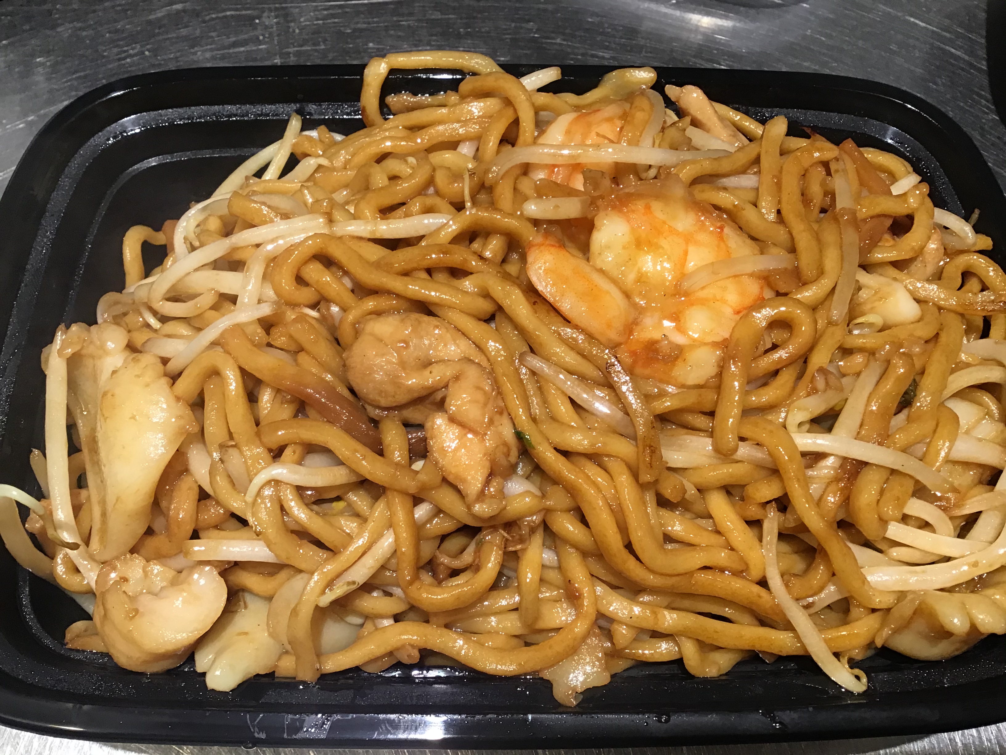 Order House Special Chow Mein 招牌炒面 food online from Golden Coast store, San Francisco on bringmethat.com