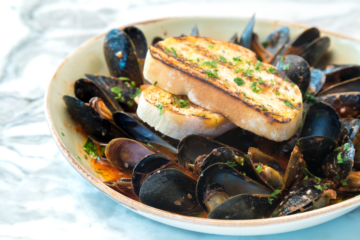 Order Cozze in Brodo food online from Primo Italia store, Torrance on bringmethat.com
