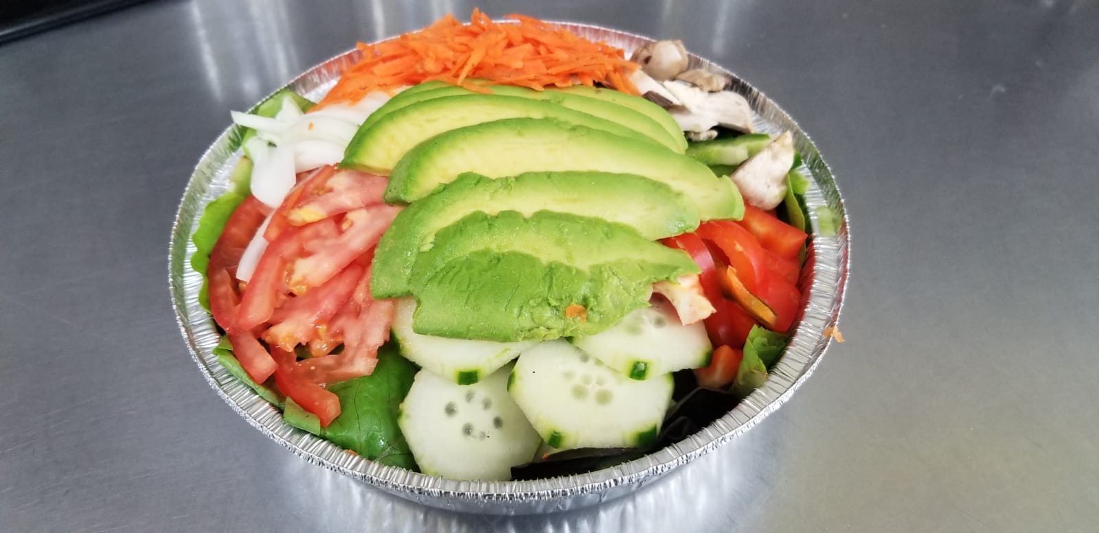 Order Garden Salad food online from Aminas Cafe store, Bronx on bringmethat.com