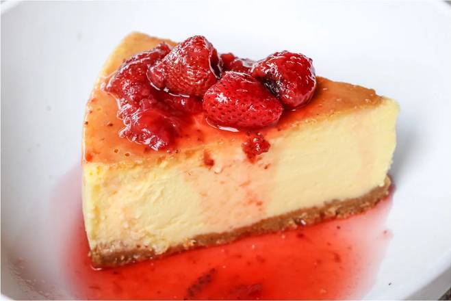 Order Strawberry Cheesecake food online from Center Court Pizza & Brew store, Clute on bringmethat.com