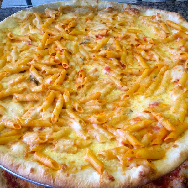Order Penne Vodka Pizza food online from Giovanni's store, Blauvelt on bringmethat.com
