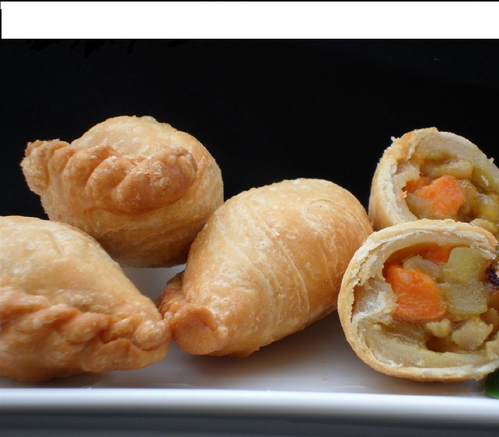 Order 51. Curry Puff food online from The Old Siam store, Sunnyvale on bringmethat.com