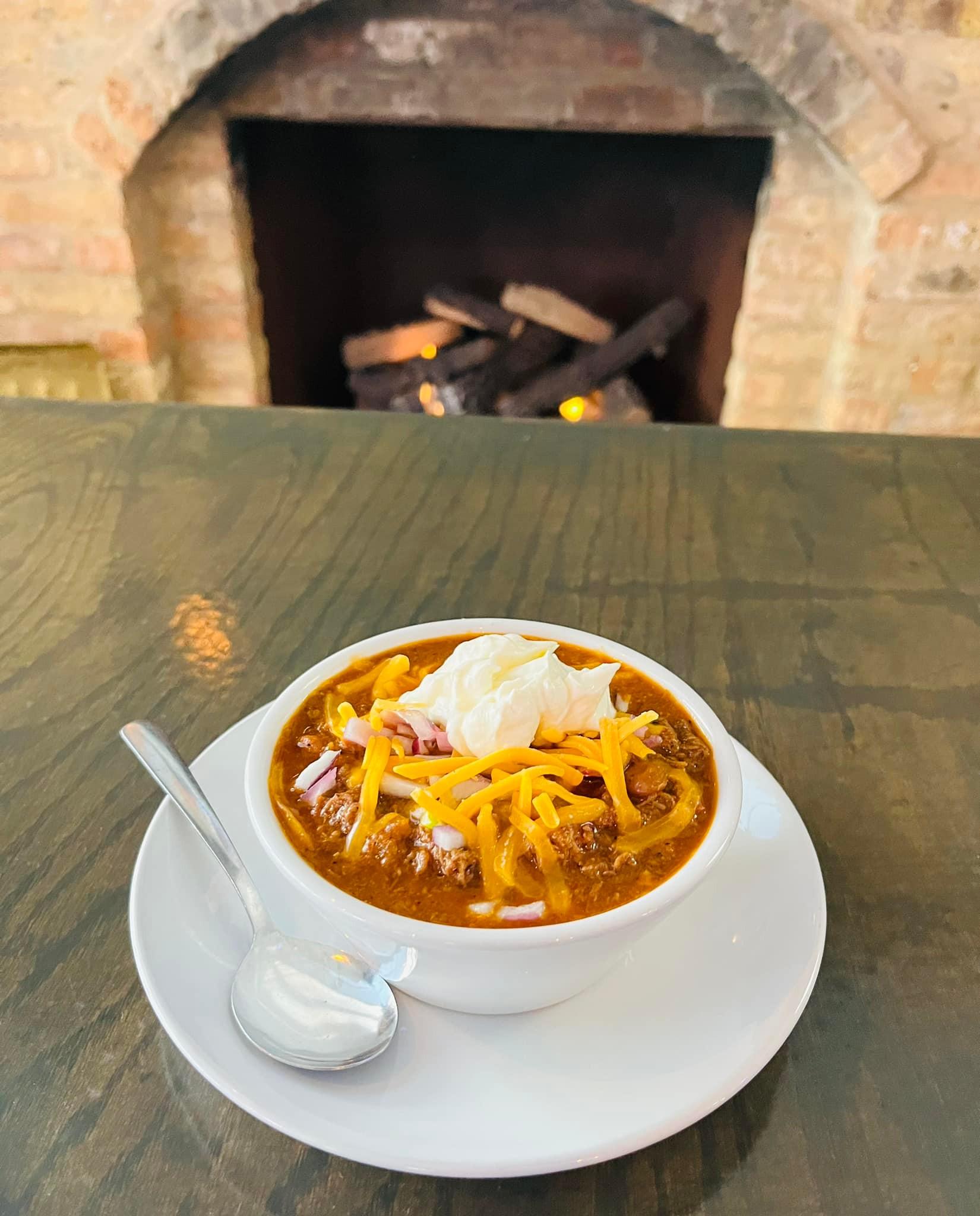Order Cup of Chili food online from Puck Pub store, Lake Bluff on bringmethat.com