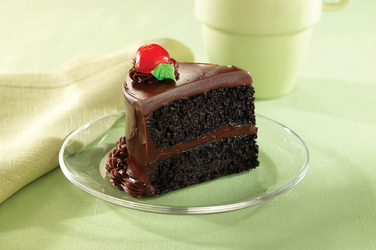 Order Chocolate Cake food online from Golden Corral store, Aurora on bringmethat.com
