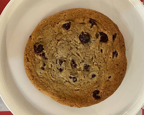 Order Chocolate Chip Cookie food online from Italian Village Pizza - Lansing store, Lansing on bringmethat.com