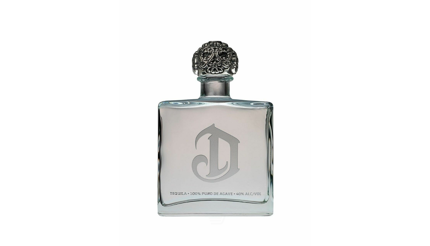 Order DeLeon Tequila Platinum 750mL food online from Dimension Liquor store, Lake Forest on bringmethat.com