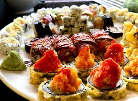 Order Volcano Roll food online from Kabuto Sushi, Hibachi & Lounge store, East norriton on bringmethat.com