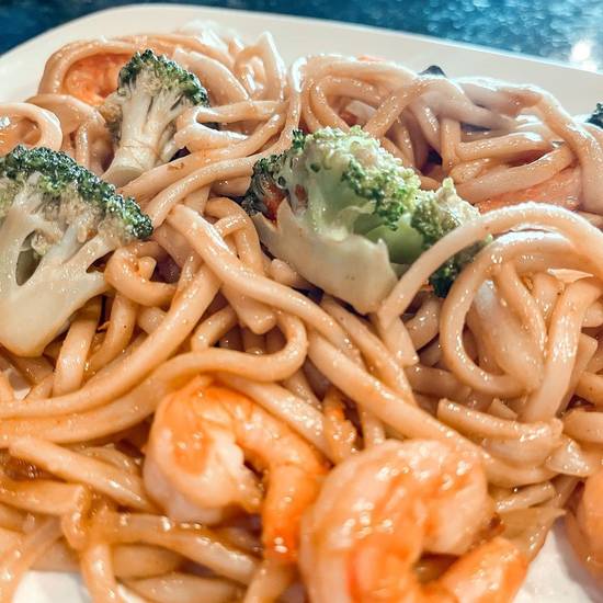 Order Shrimp'in Lomein food online from Bibo's Cafe store, Harris County on bringmethat.com