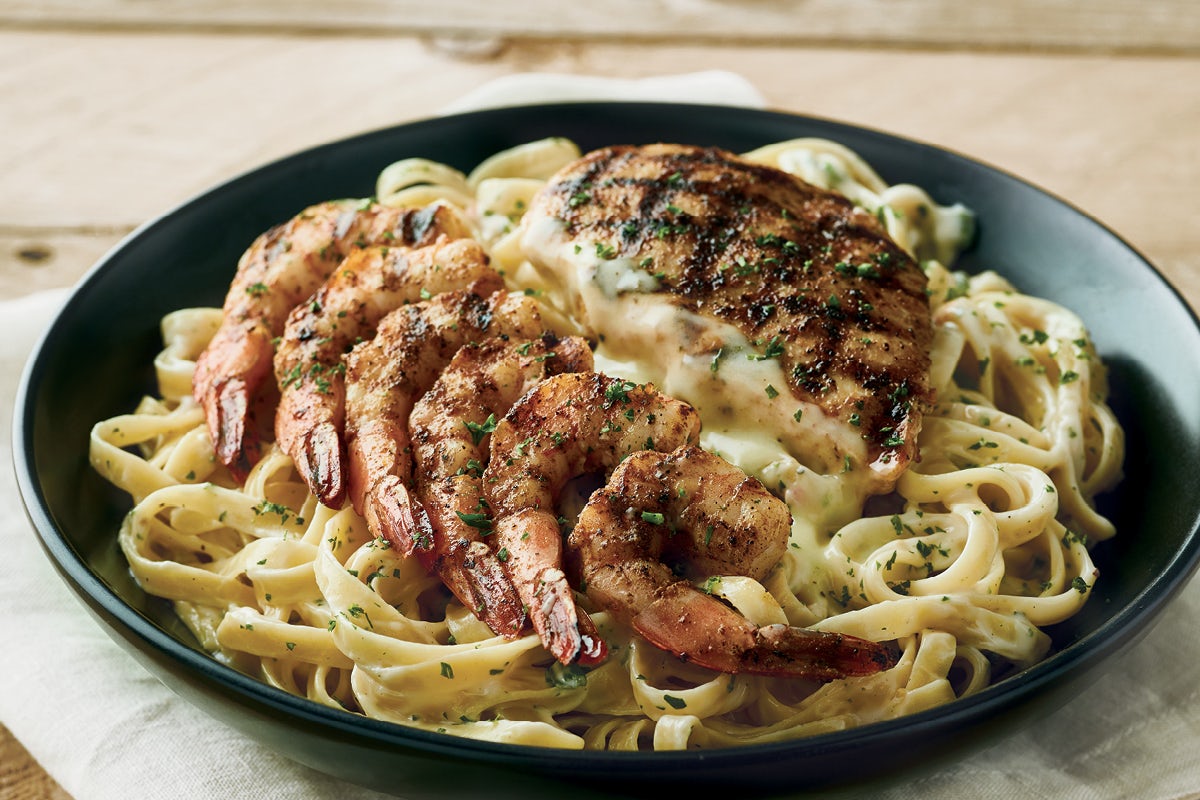 Order Queensland Chicken & Shrimp Pasta food online from Outback Steakhouse store, Cincinnati on bringmethat.com