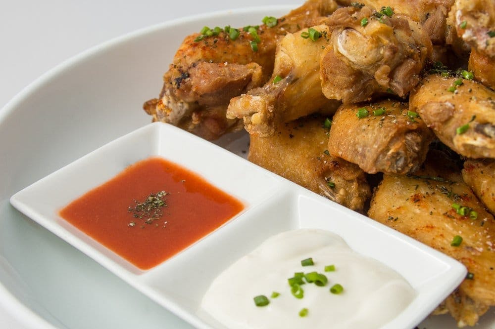 Order Buffalo Wings - 6 Pieces food online from Amante Pizza & Pasta store, Kirkland on bringmethat.com
