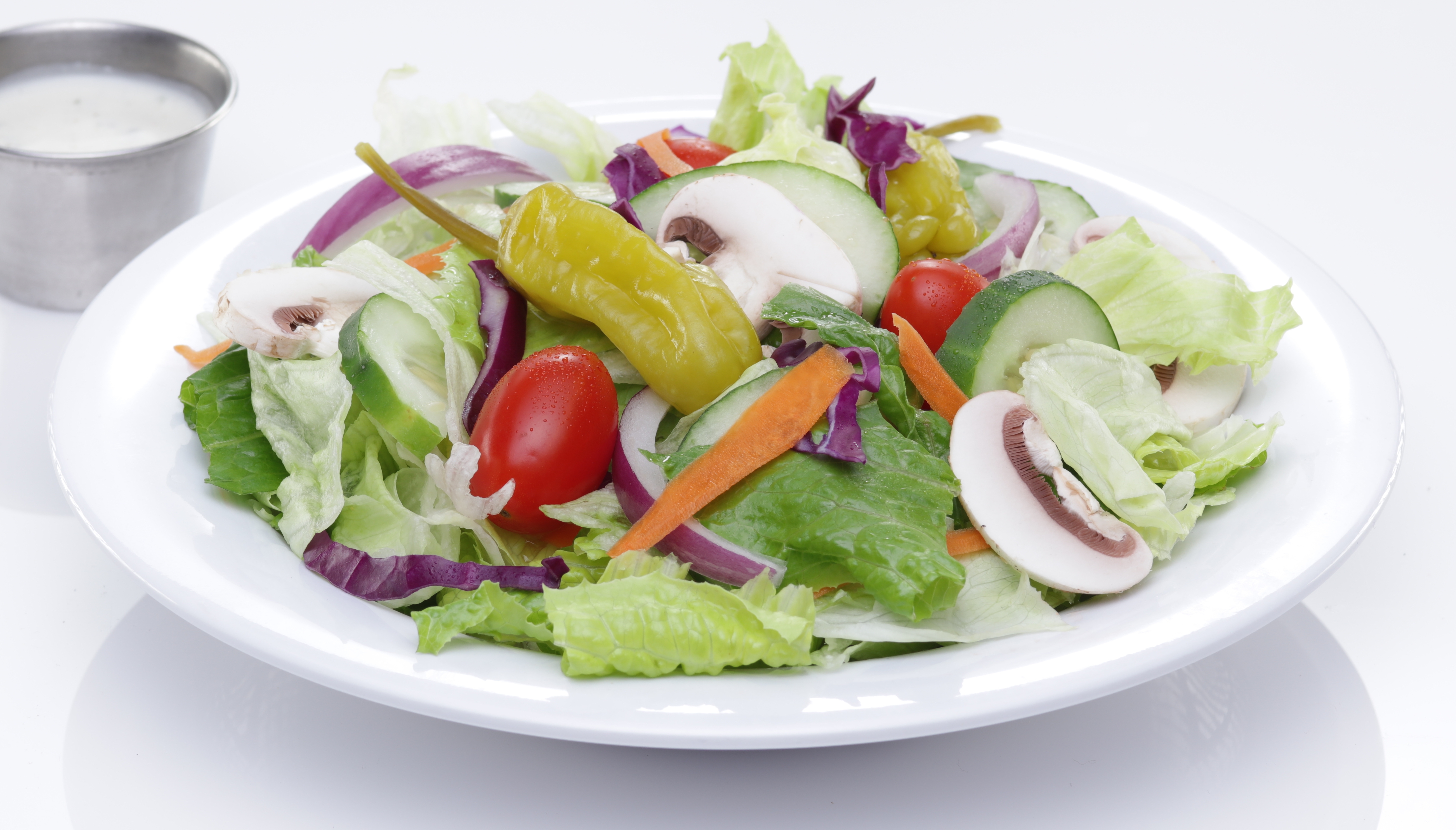 Order Garden Salad food online from Johnny'S New York Style Pizza store, Atlanta on bringmethat.com