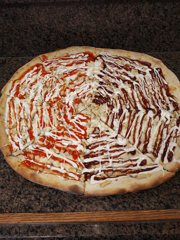 Order Buffalo Chicken Pizza food online from Good Fellows Pizza & Italian store, Fords on bringmethat.com