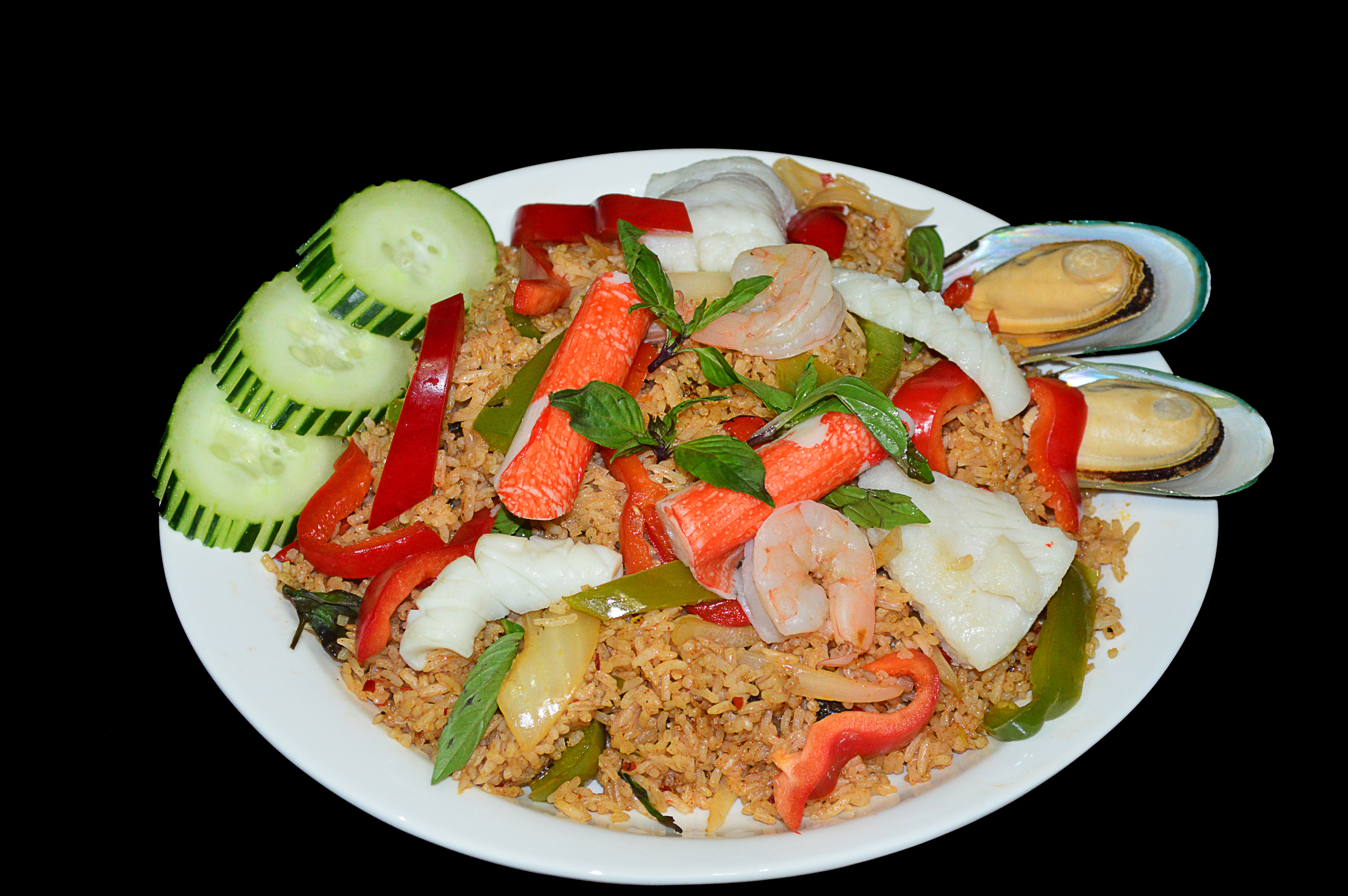 Order Spicy Fried Rice food online from Thai Thai Cuisine store, Corona on bringmethat.com