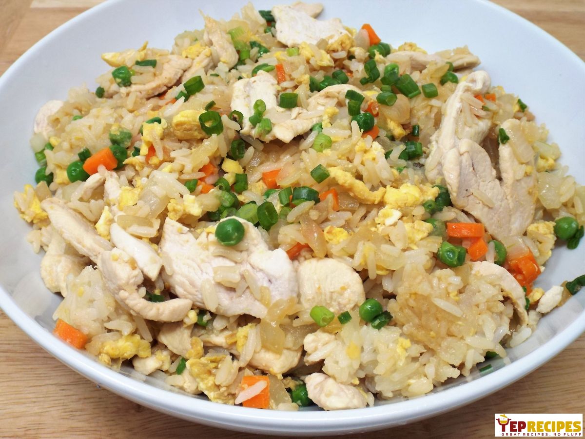 Order 220. Chicken Fried Rice food online from Iron Chef store, Phoenix on bringmethat.com