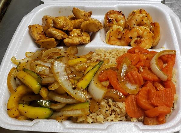 Order Chicken & Shrimp Plate food online from La Fortune Cuisine store, Madisonville on bringmethat.com