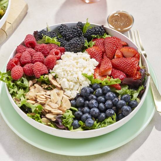 Order Summer Berry Salad food online from Paris Baguette store, Mountain View on bringmethat.com