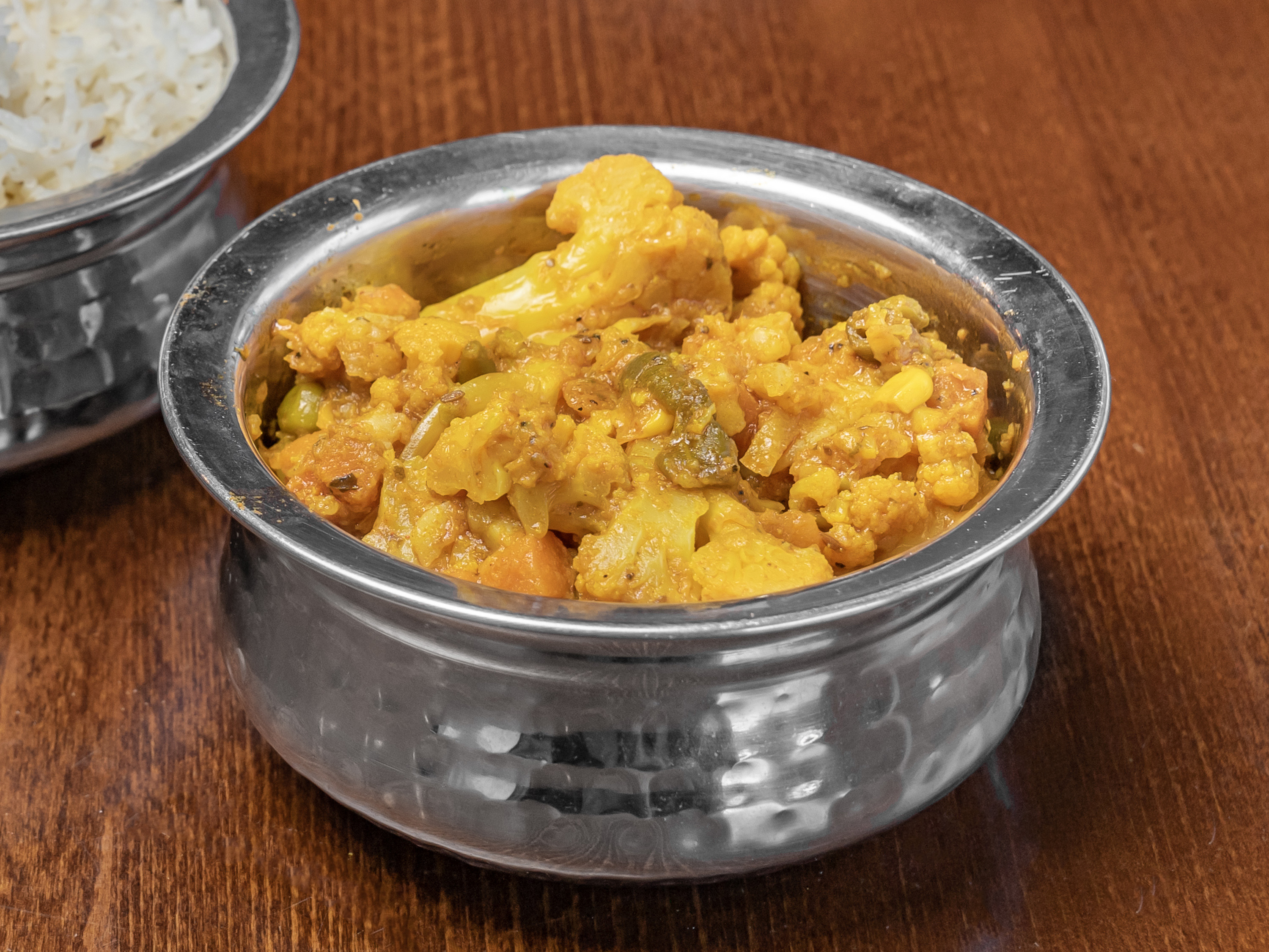 Order Mixed Vegetable Curry  food online from Tikki Masala store, Jamaica Plain on bringmethat.com