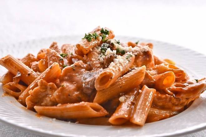 Order Chicken Brunello Pasta food online from Freddy Pasta And Pizza store, Gaithersburg on bringmethat.com