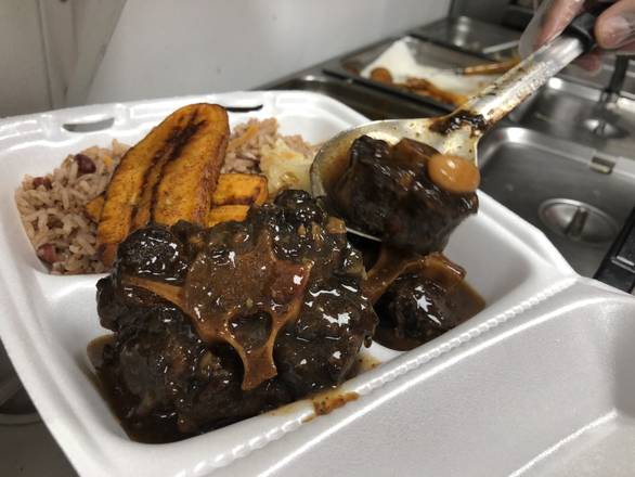Order JD's Famous Oxtails food online from Yaso Jamaican Grill store, Indianapolis on bringmethat.com