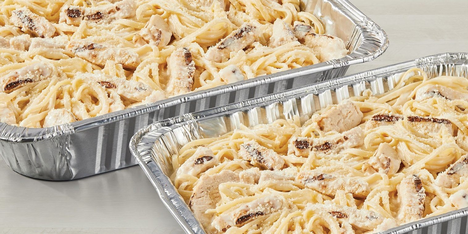 Order Chicken Alfredo Pasta. food online from Vocelli Pizza store, Pittsburgh on bringmethat.com