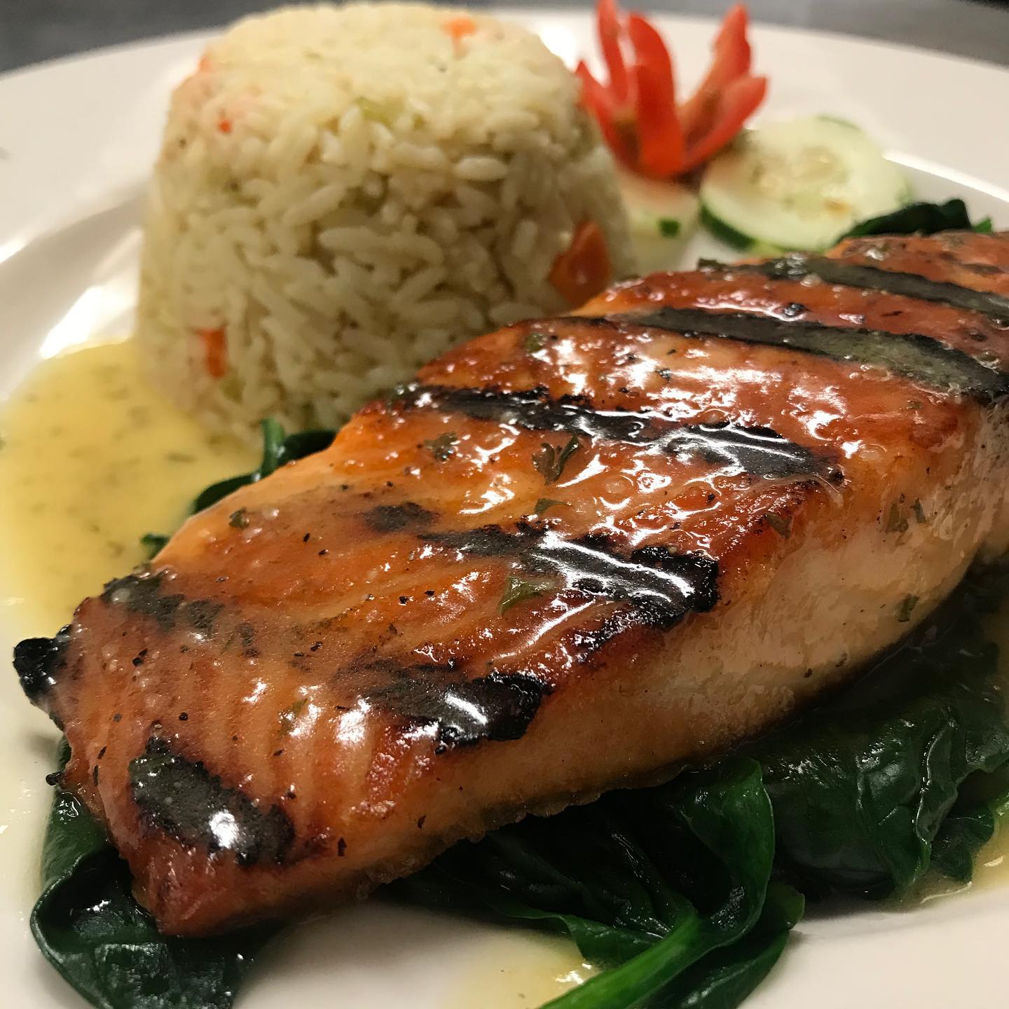 Order Grilled Salmon food online from Windmill Tavern store, Stratford on bringmethat.com