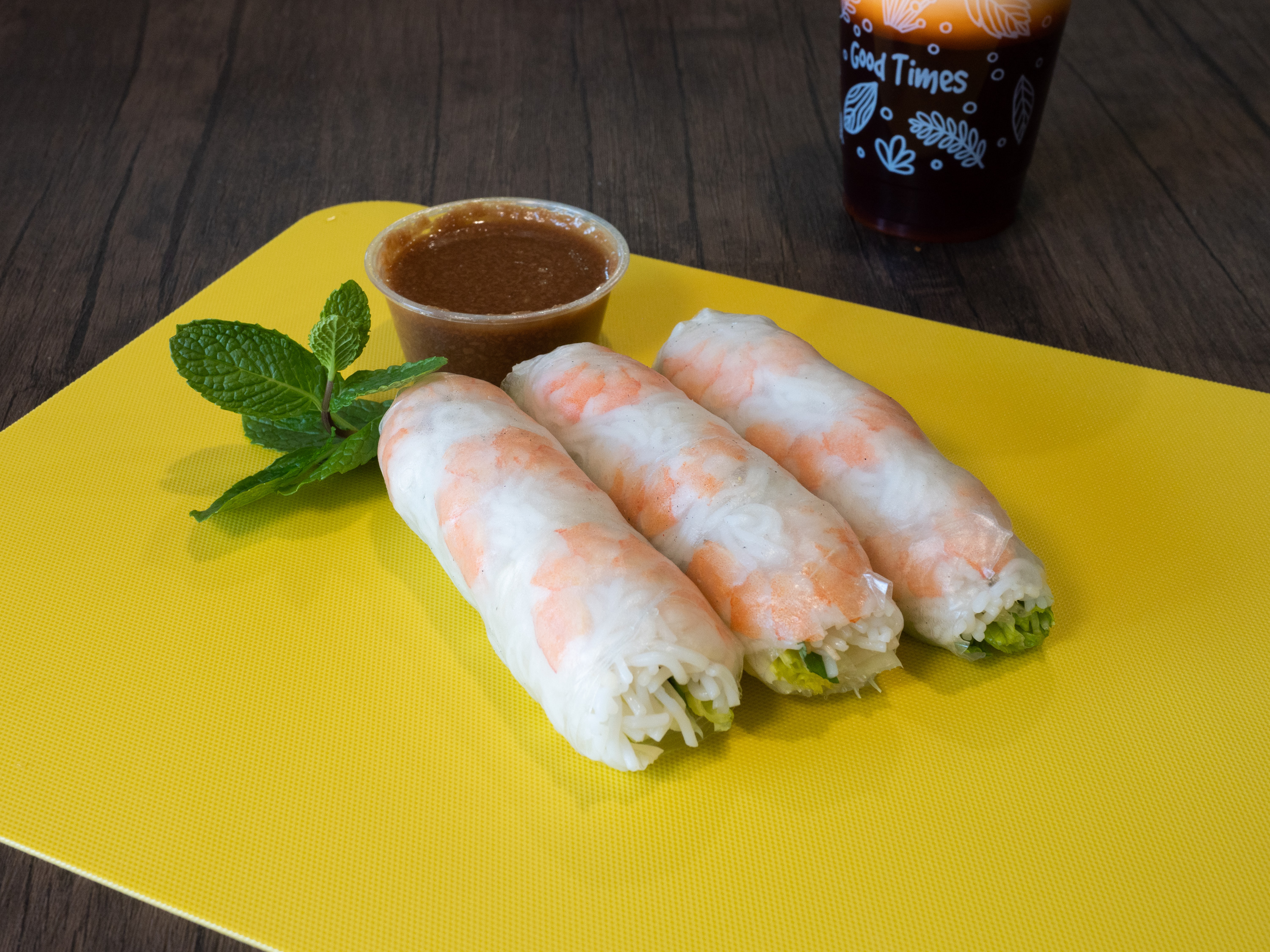 Order Shrimp Spring Rolls food online from Yummee Sandwiches store, Campbell on bringmethat.com