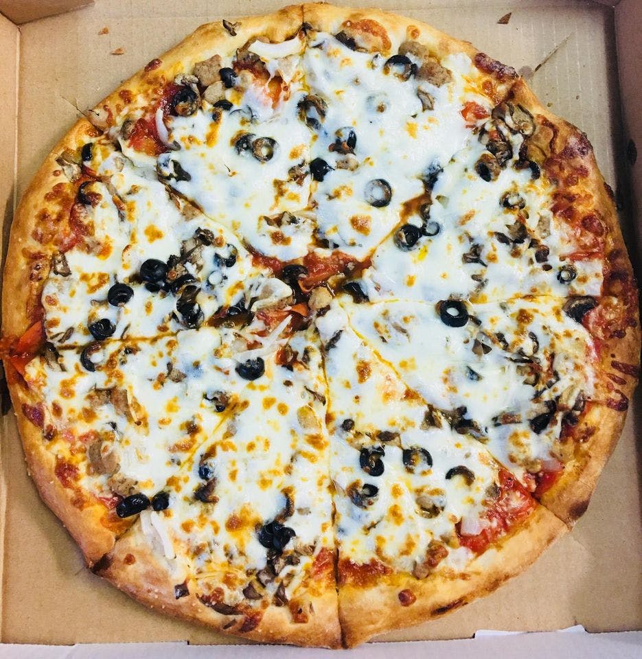 Order Combo Pizza - Medium 12" food online from Napoli's Pizza store, Anchorage on bringmethat.com