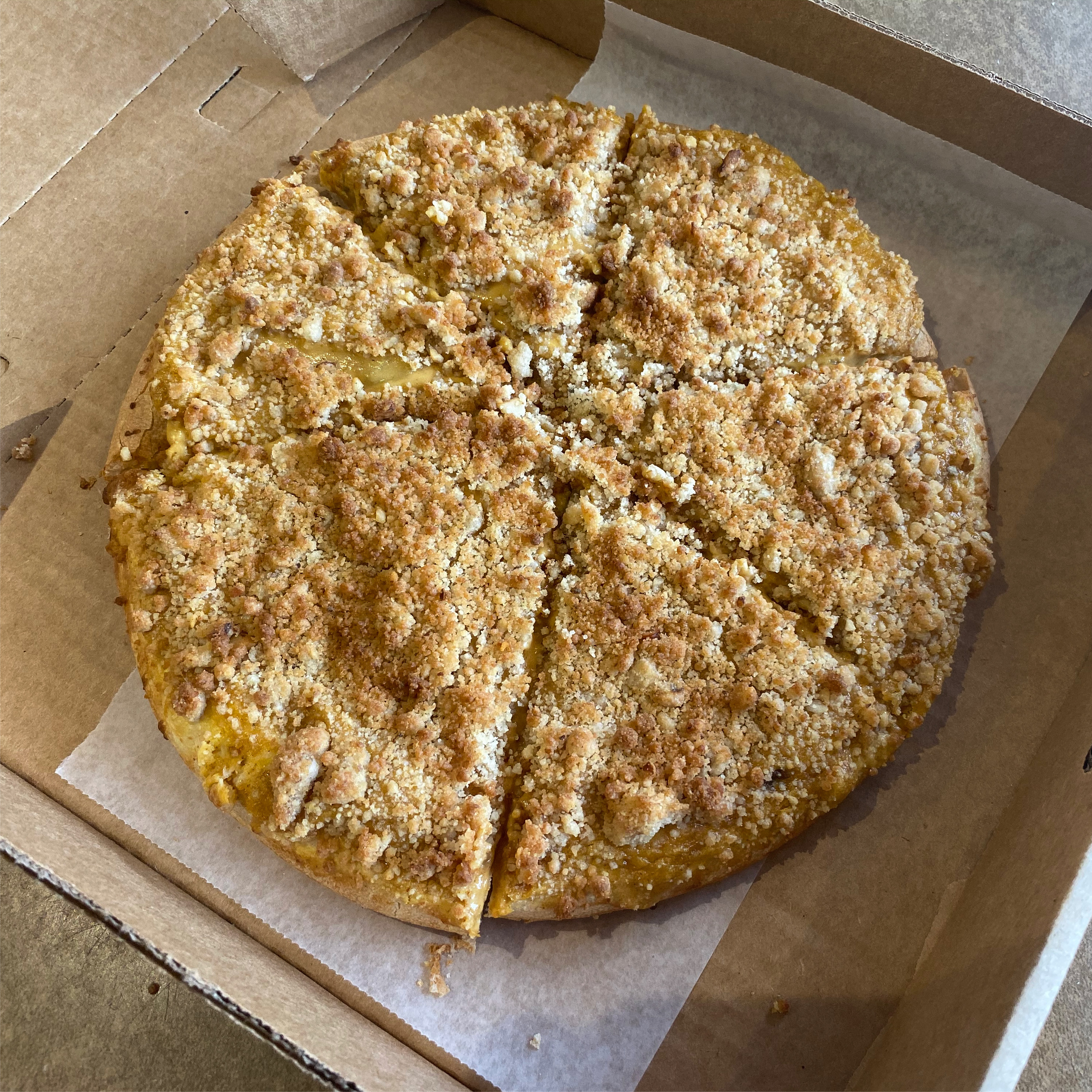 Order Apple Streusel Dessert Pizza food online from Country Style Pizza store, Bridgeville on bringmethat.com