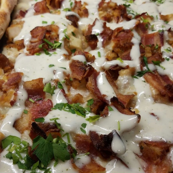 Order RS6. Chicken Bacon Ranch Pizza food online from Iron tomato store, White Plains on bringmethat.com