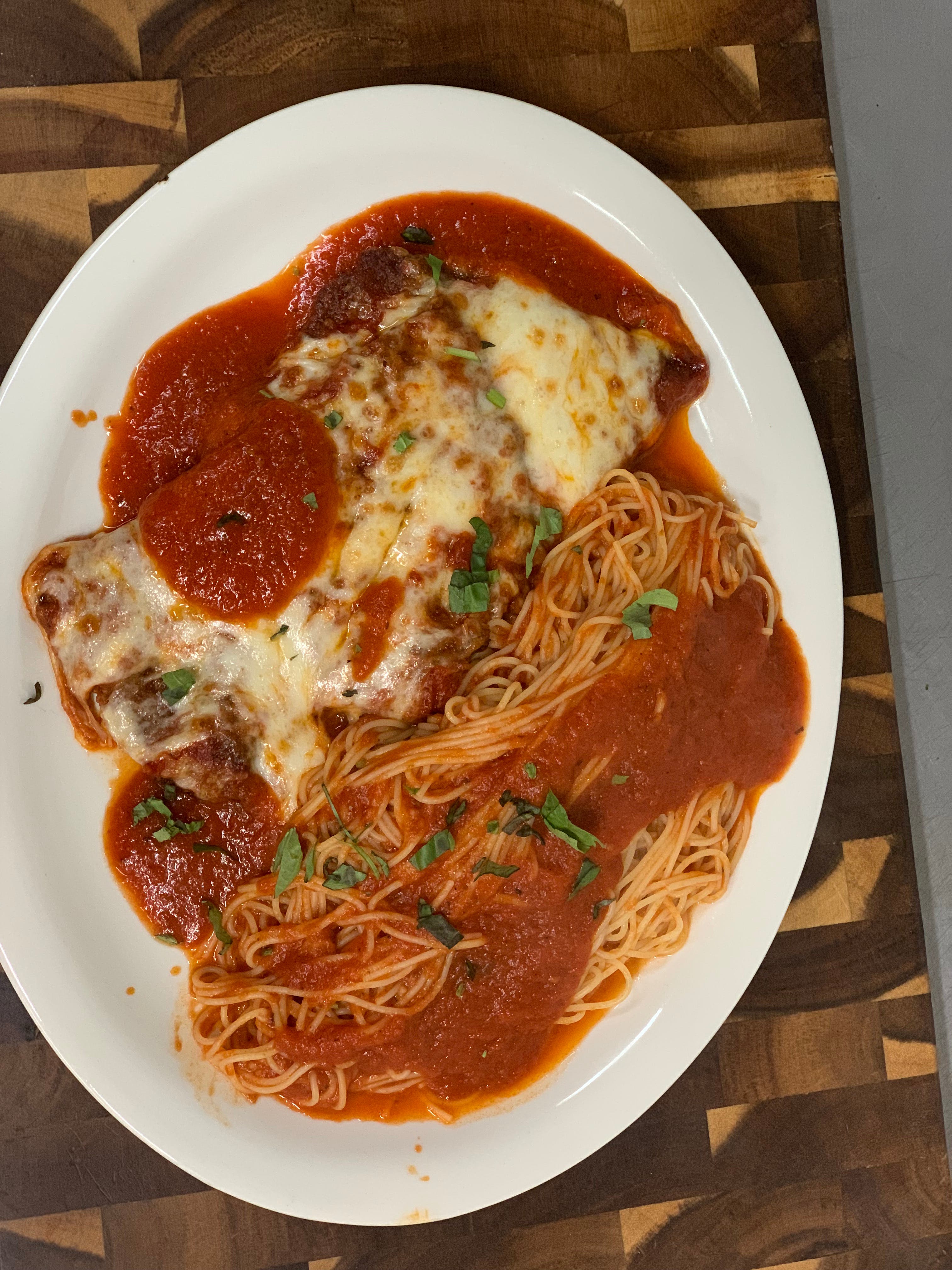 Order Veal Parmigiana - Veal Dinners food online from Fratelli's Italian Pizza & Family Restaurant store, Conyngham on bringmethat.com