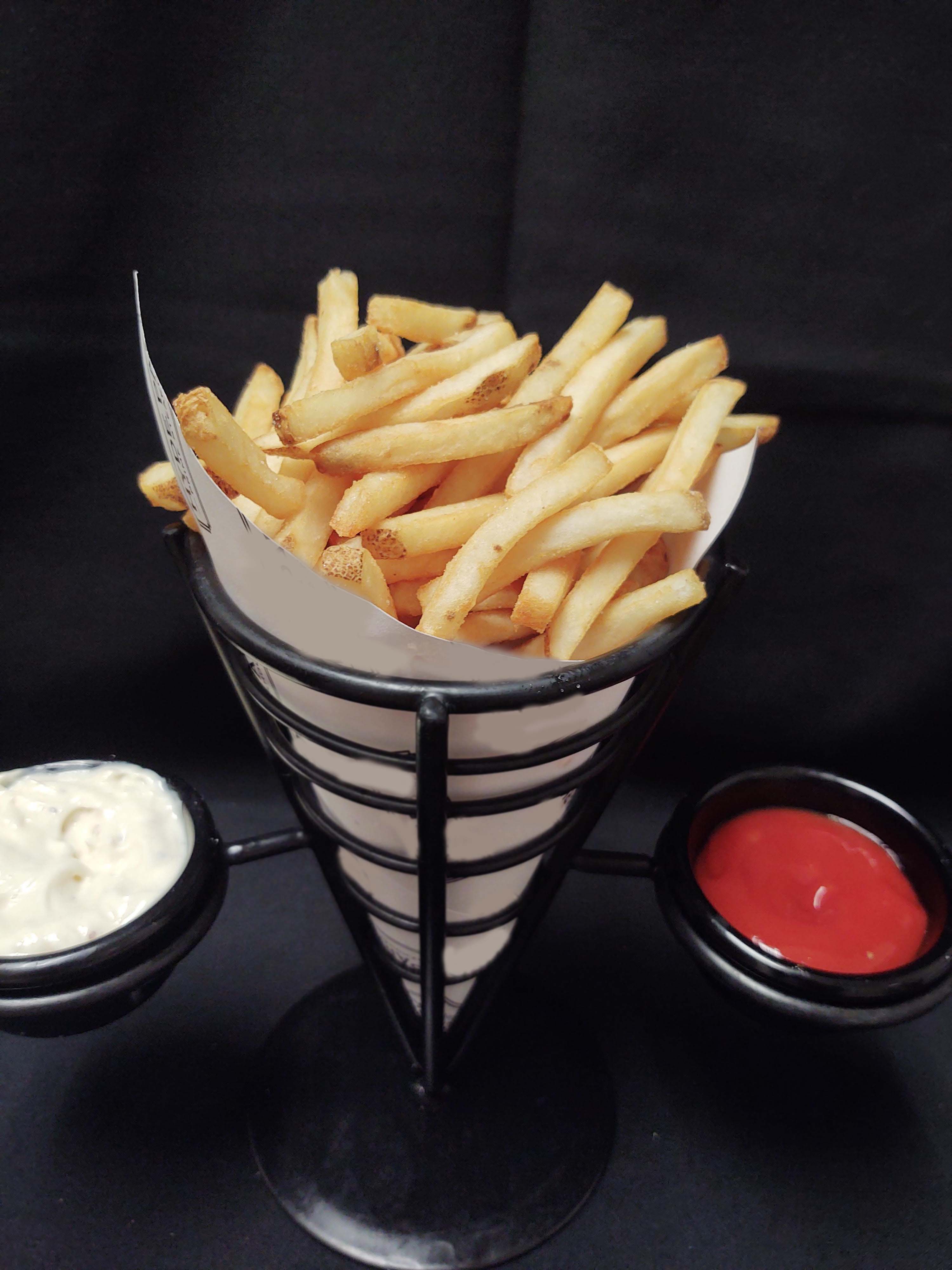 Order French Fries food online from Hyde Park Prime Steakhouse store, Dublin on bringmethat.com
