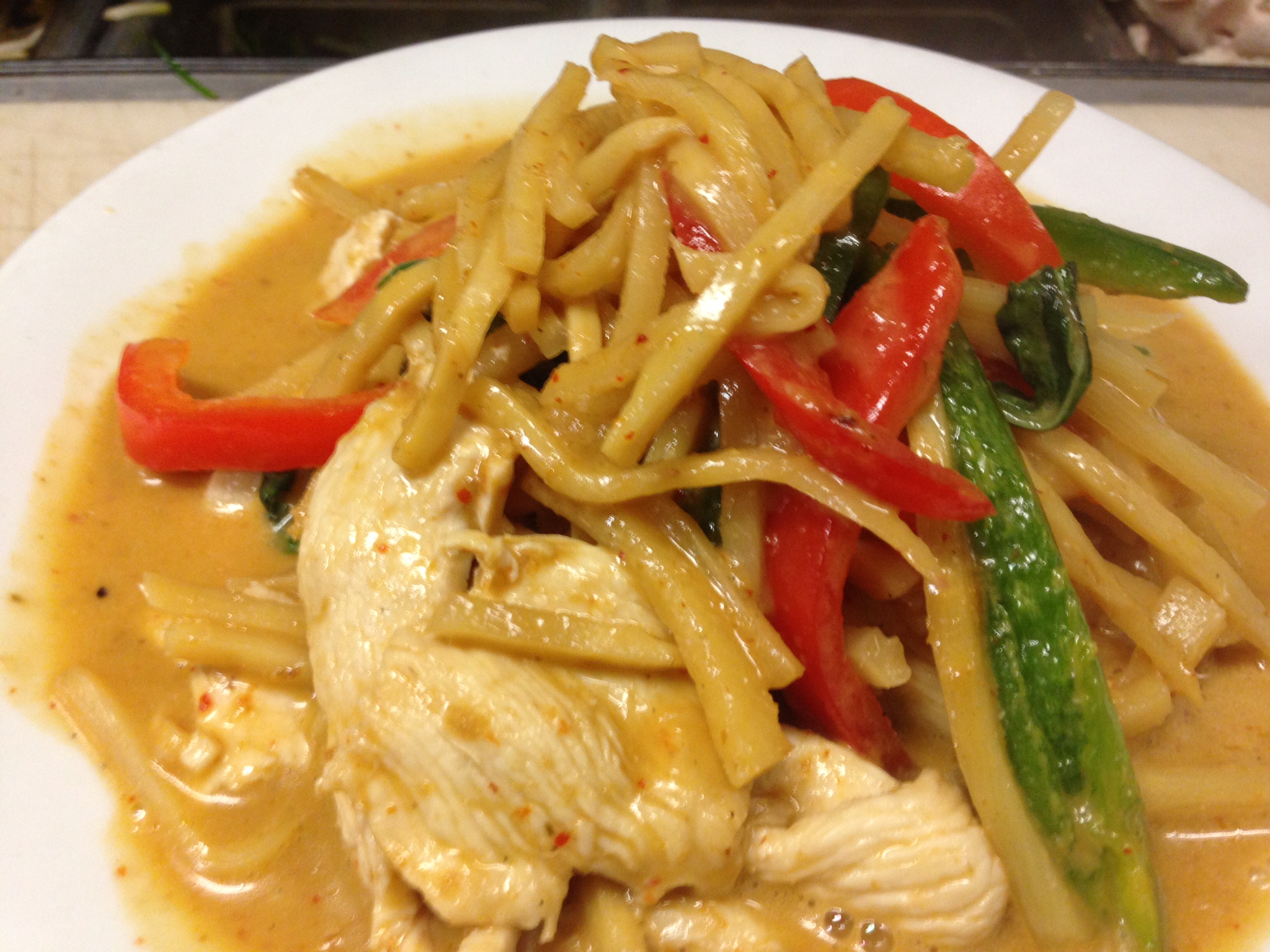Order Red Curry food online from Thai Chili Stone Oak store, San Antonio on bringmethat.com