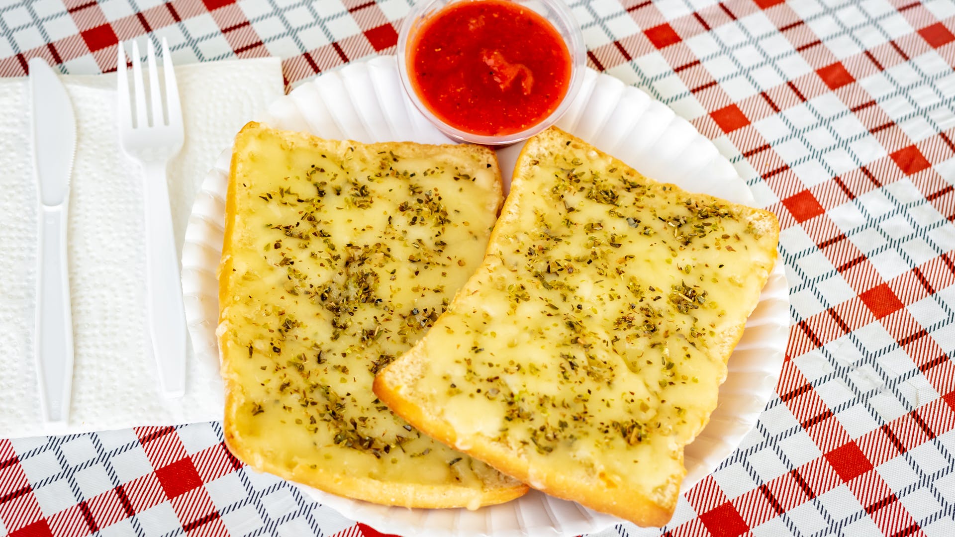 Order Garlic Bread - Appetizer food online from Palermo Pizza & Subs store, Hannibal on bringmethat.com