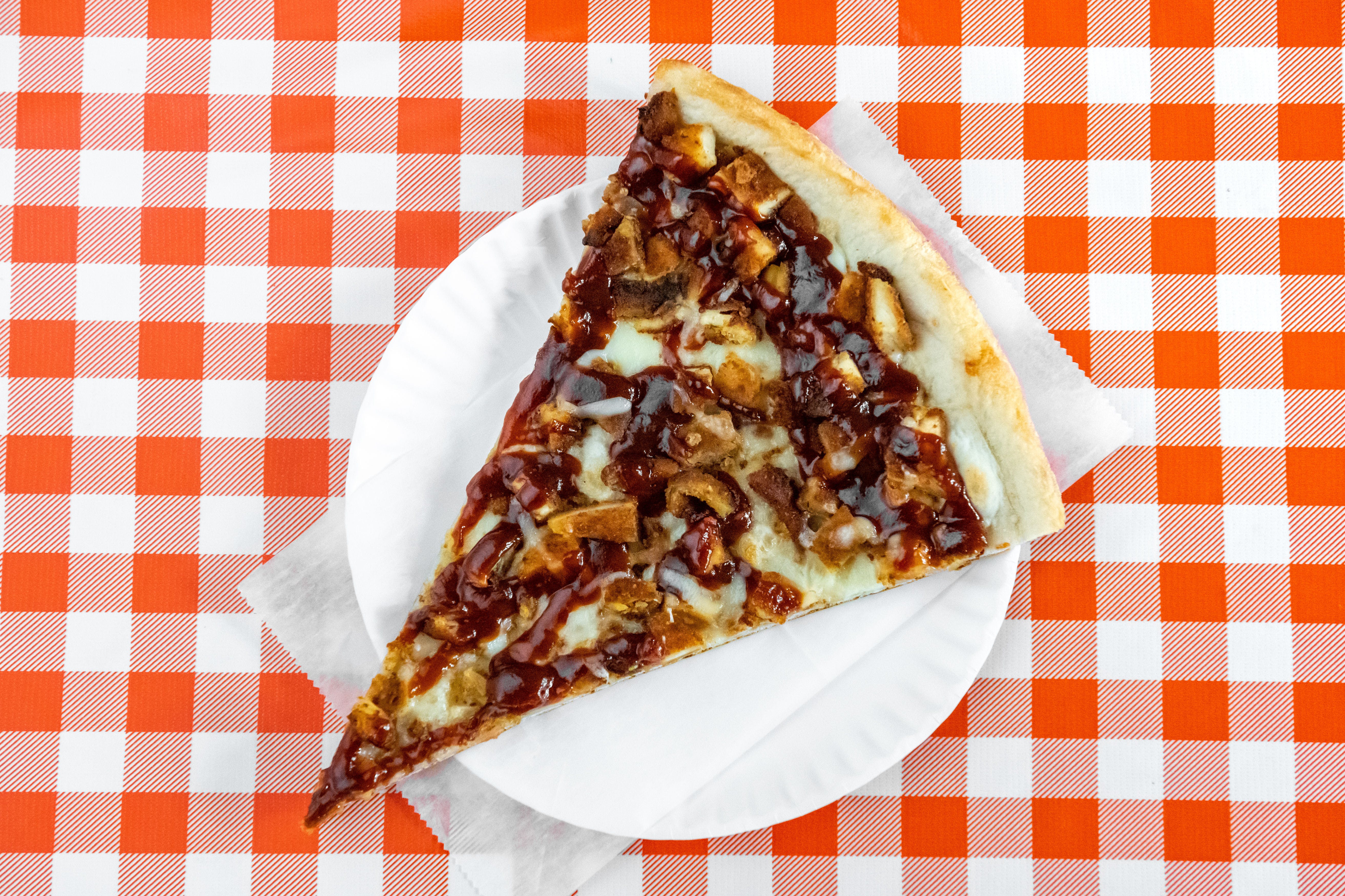Order BBQ Chicken Pizza - Small 12'' food online from Spicy Pizza store, Sunnyside on bringmethat.com
