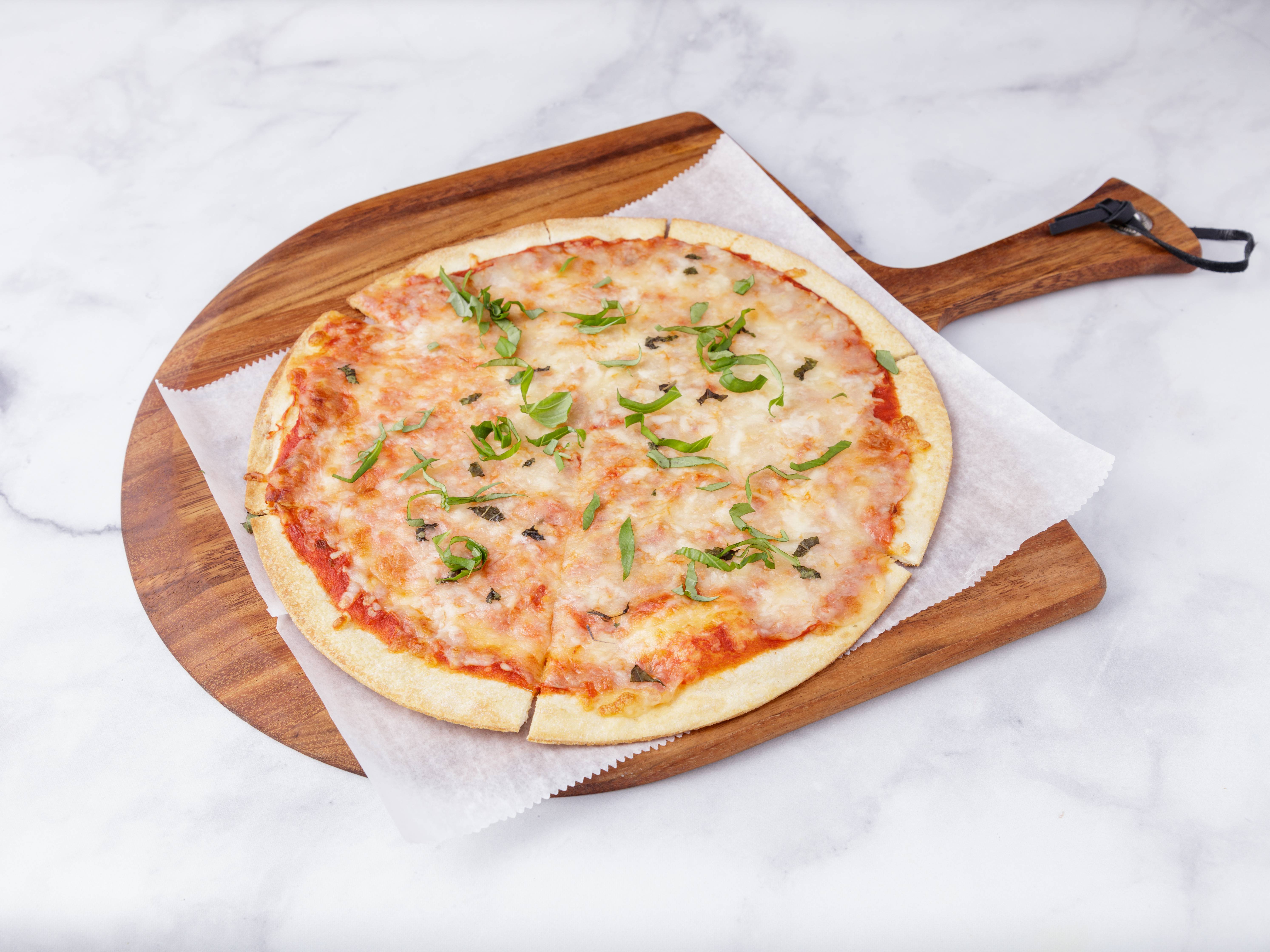Order Margherita Pizza food online from Trattoria bianca store, New York on bringmethat.com