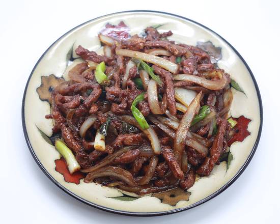 Order CN3. Pork with Sweet Bean Sauce 醬爆肉絲 food online from Uncle Chen's Chinese Restaurant store, State College on bringmethat.com