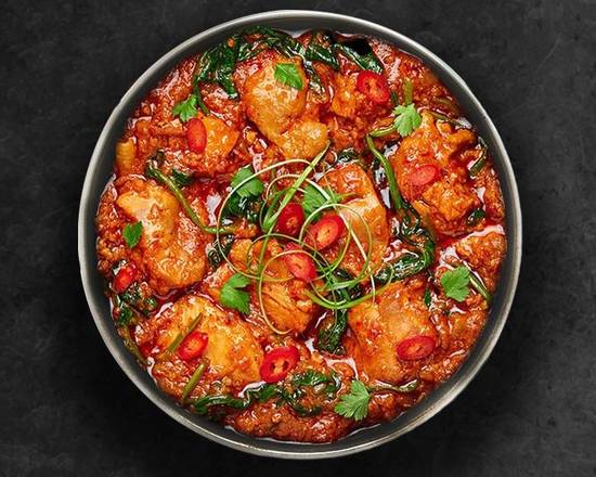 Order United Chicken Curry  food online from United Kitchens of India store, Voorhees Township on bringmethat.com