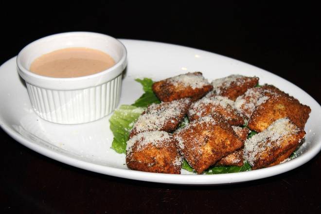 Order Spicy Chicken Toasted Ravioli food online from Three Kings Public House store, University City on bringmethat.com