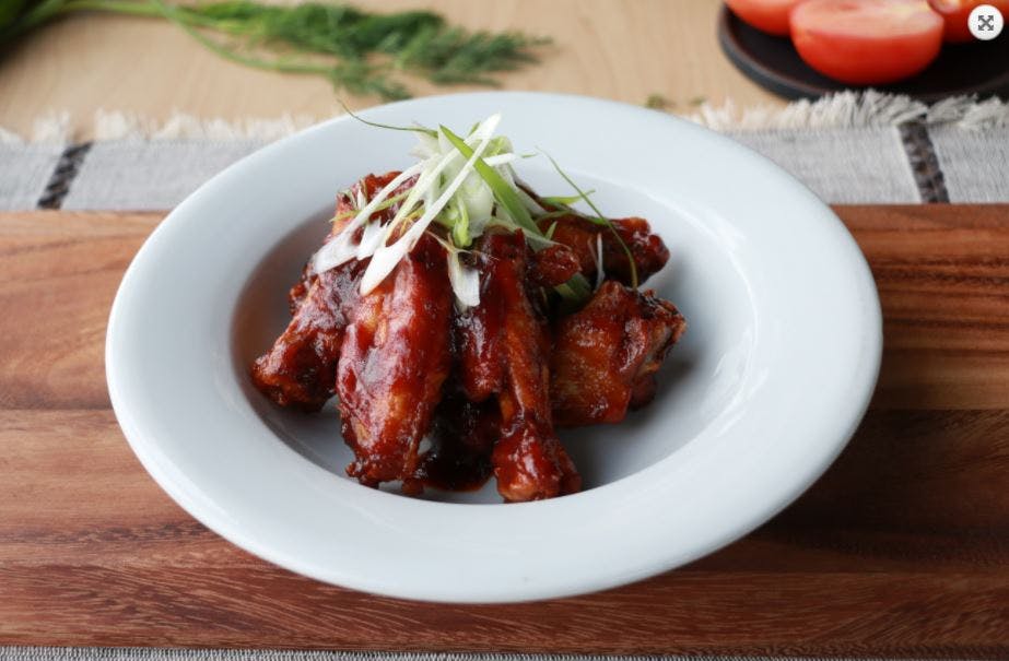 Order Chicken Wings - Appetizer food online from Pasta Roma store, Los Angeles on bringmethat.com