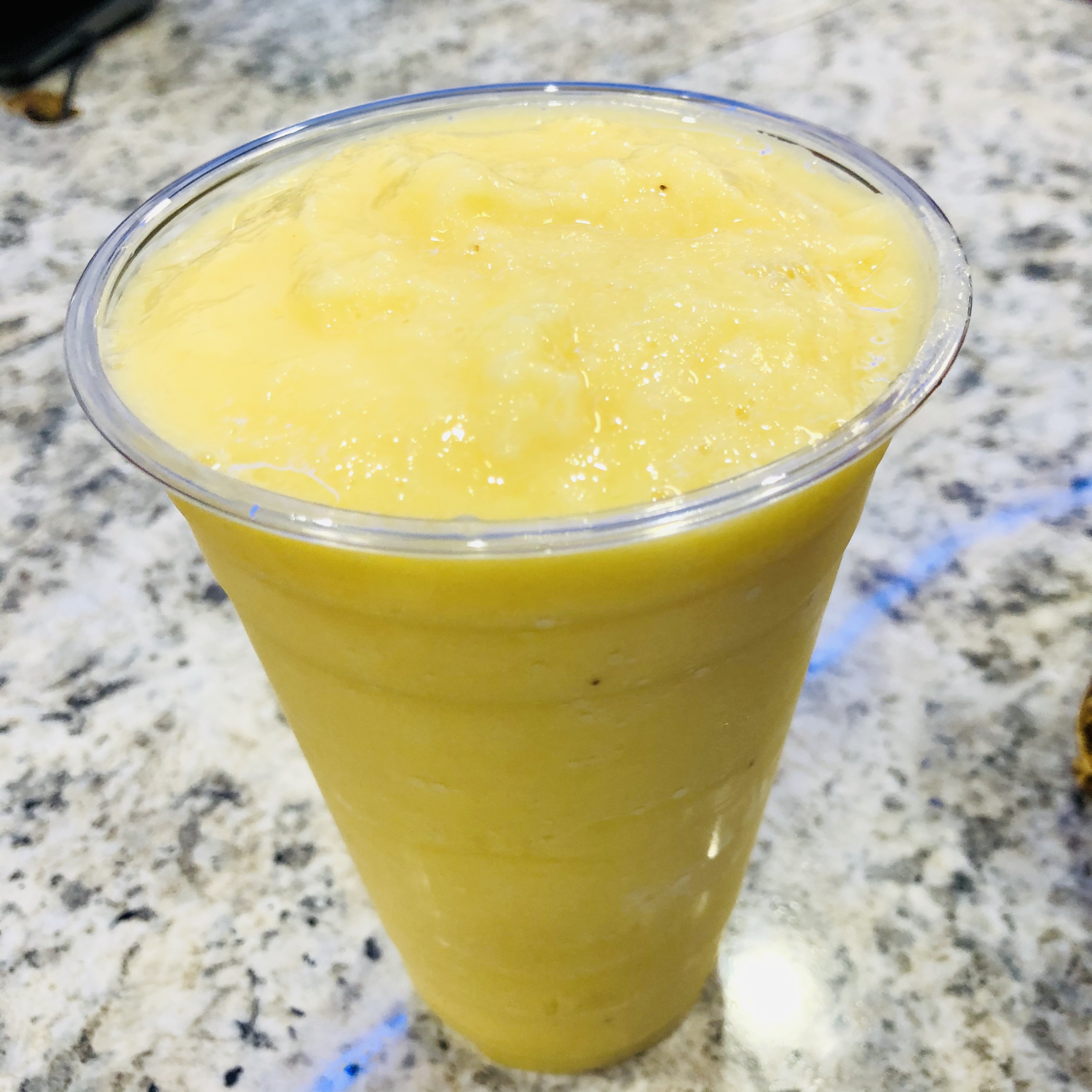 Order Mango, Pineapple and Banana Smoothies food online from Chiquita Pizzeria store, Philadelphia on bringmethat.com