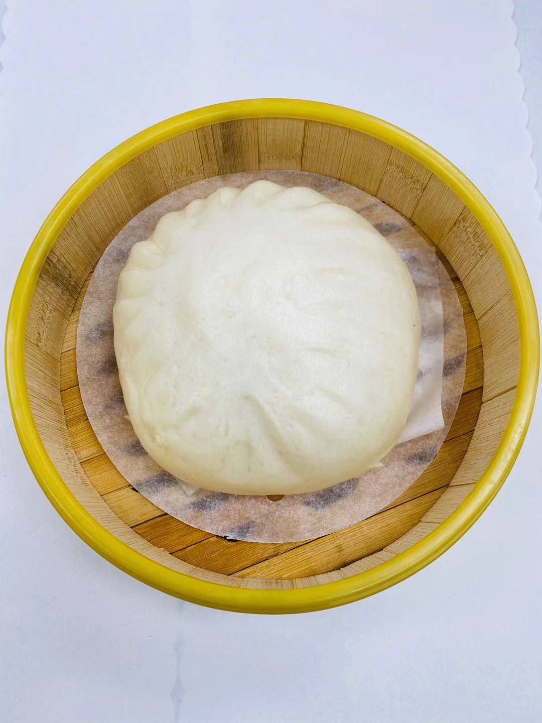 Order 3. Steamed Meat and Vegetable Bun  菜肉包 food online from Dim Sum Bistro store, San Francisco on bringmethat.com