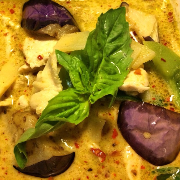 Order C2. Green Curry food online from Thai Time Cuisine store, La Habra on bringmethat.com