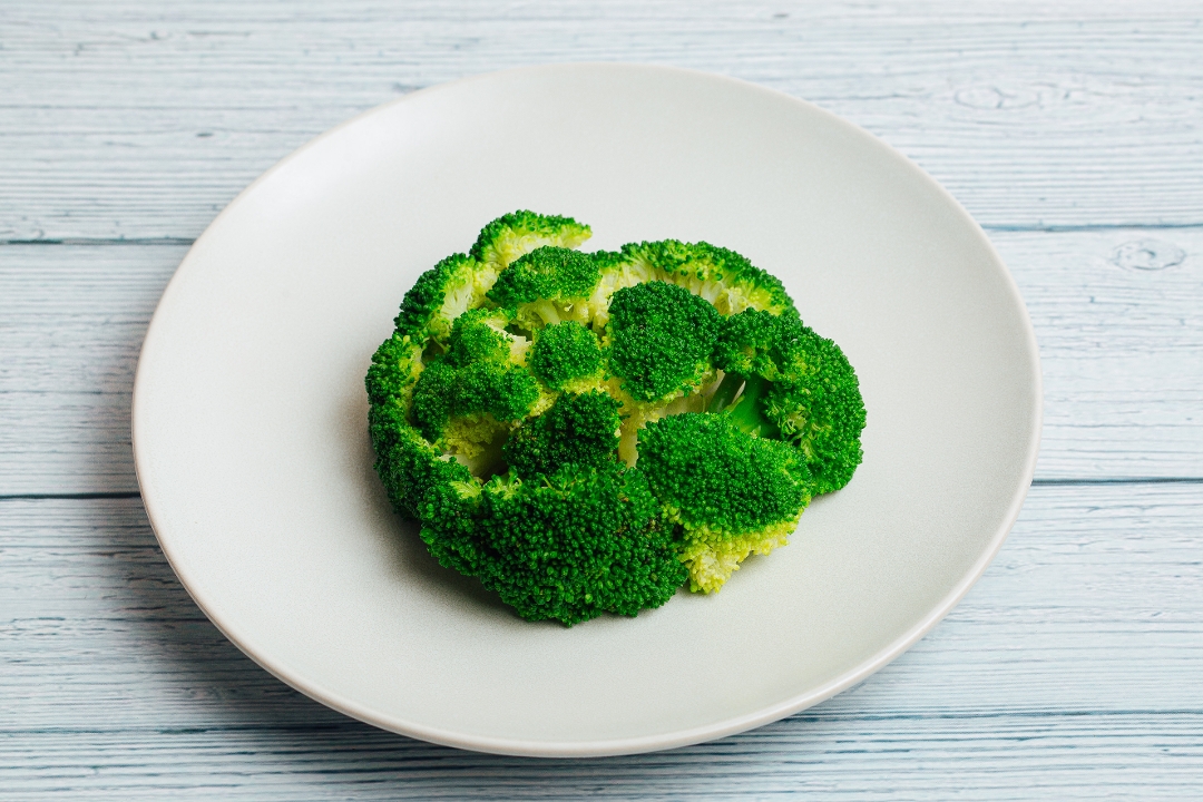 Order Side Broccoli food online from B Nutritious store, Fountain Valley on bringmethat.com